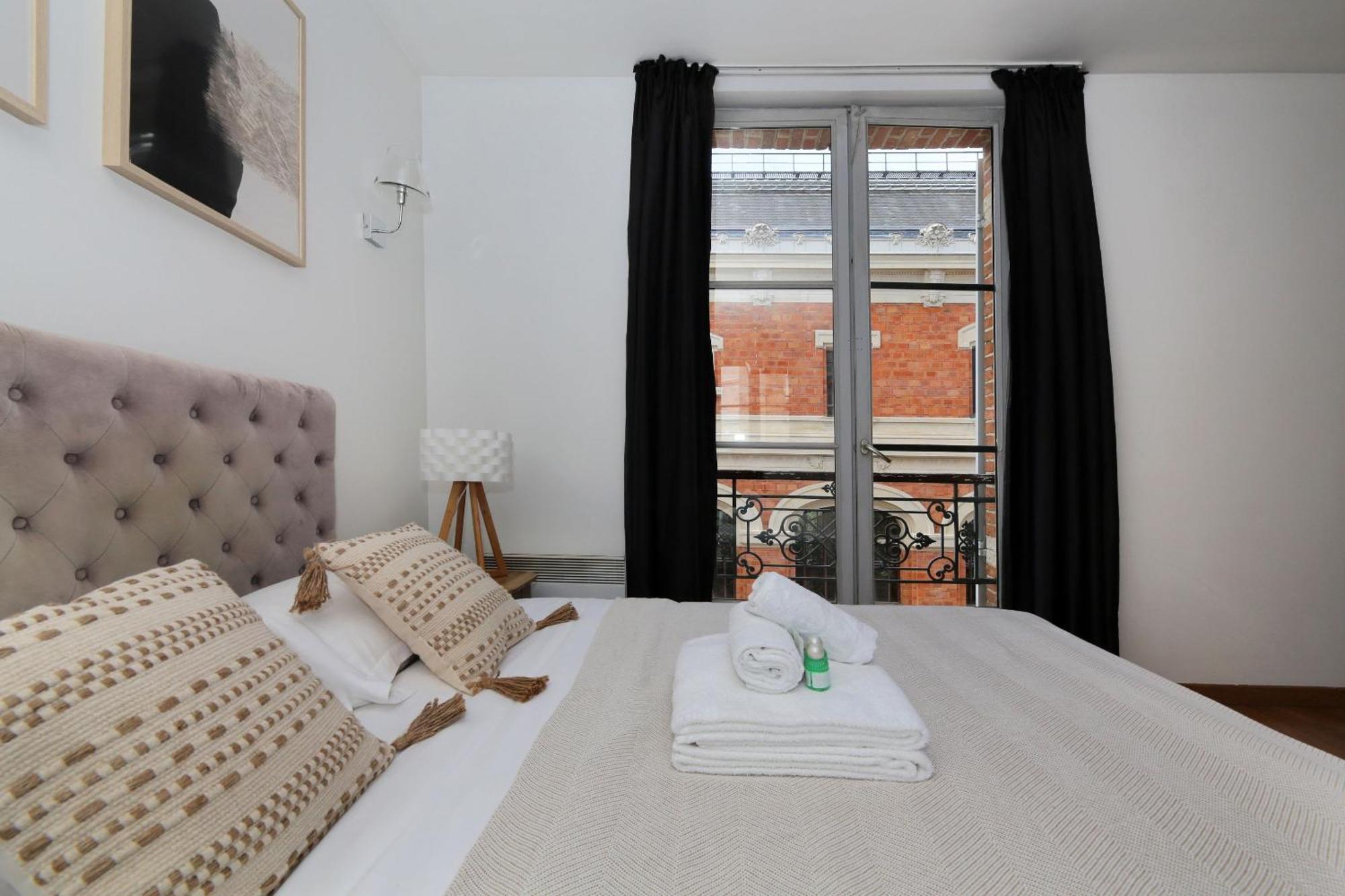 Appartement Service - En Face Du Musee - Paris 5 Bagian luar foto